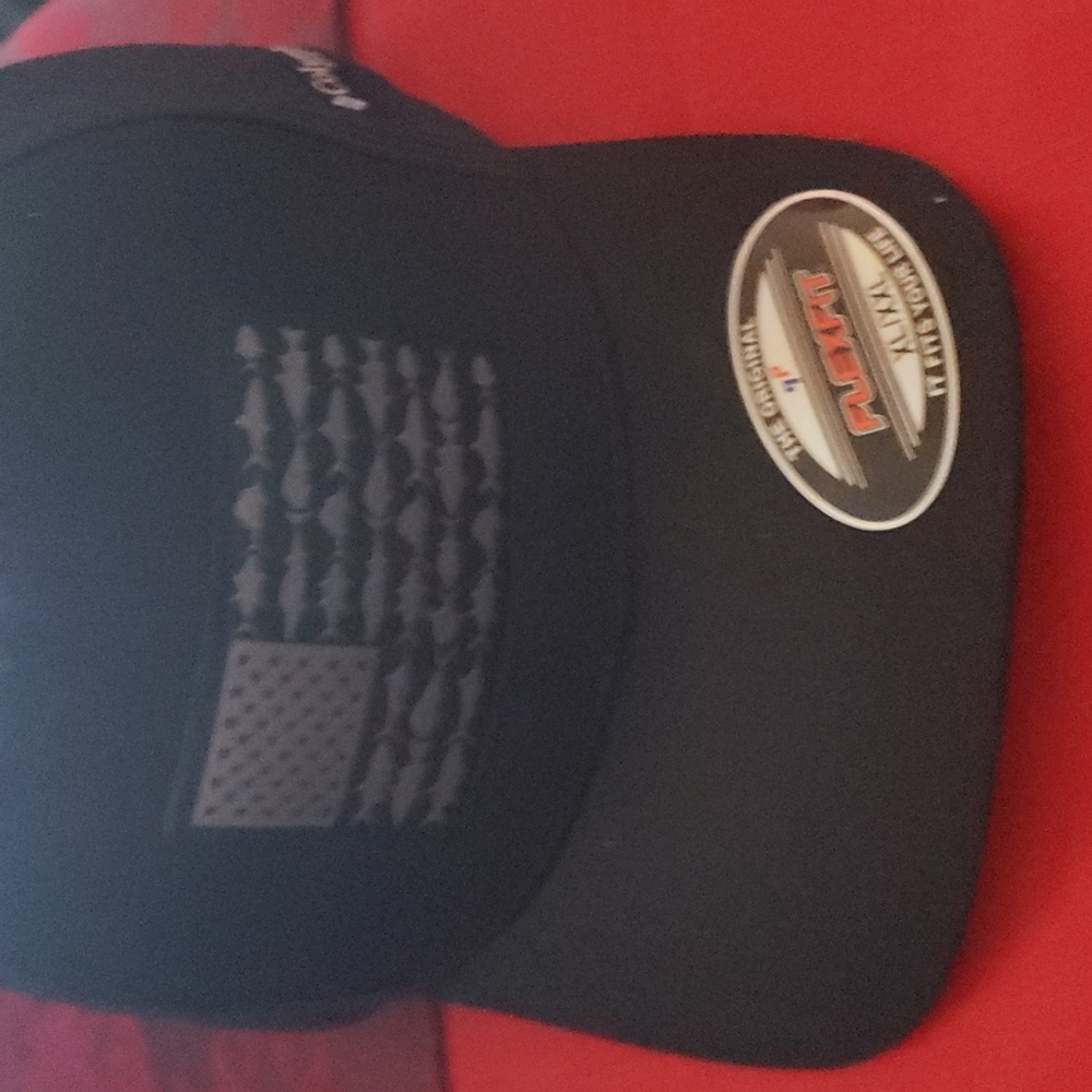 Columbia pfg American flag hat (fishing)